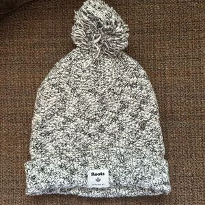 Roots Kids beanie